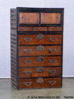 茶色欅材金具付き時代箪笥