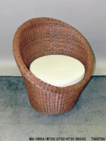 茶色籐製オワン型椅子
