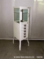 アイボリー色スチール製キャビネット